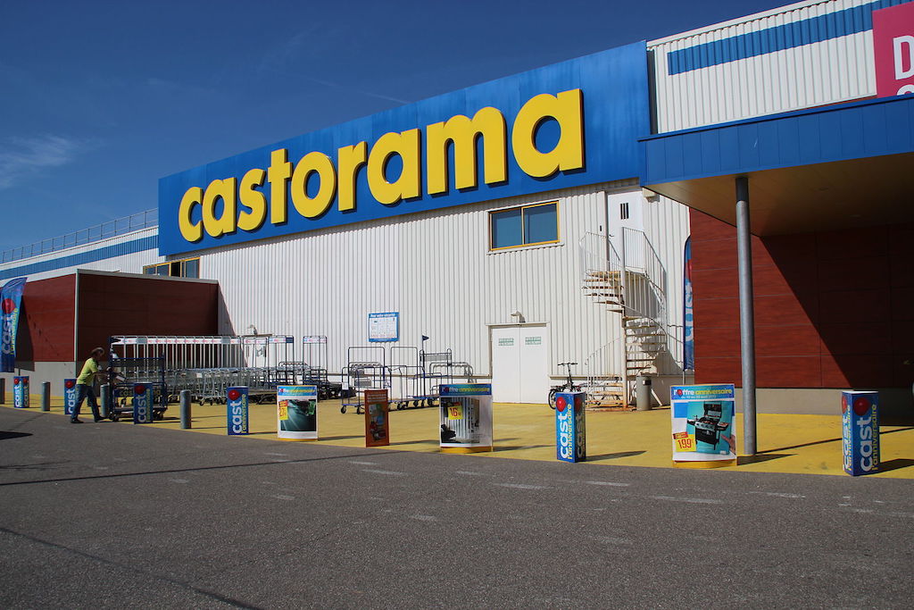 Est-ce une bonne idée d'acheter sa tondeuse chez Castorama ?