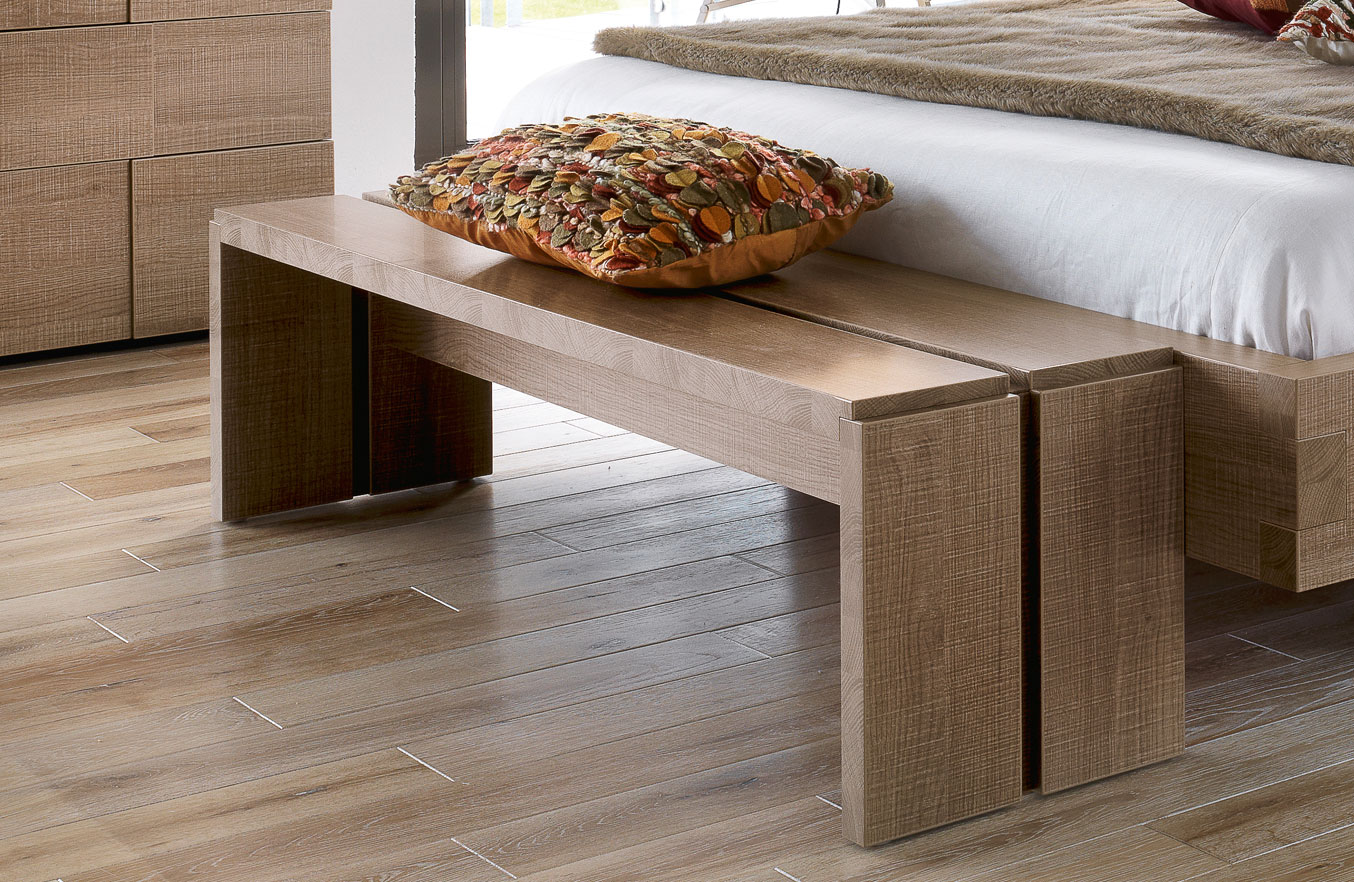 Banc de lit, associé rangement et décoration