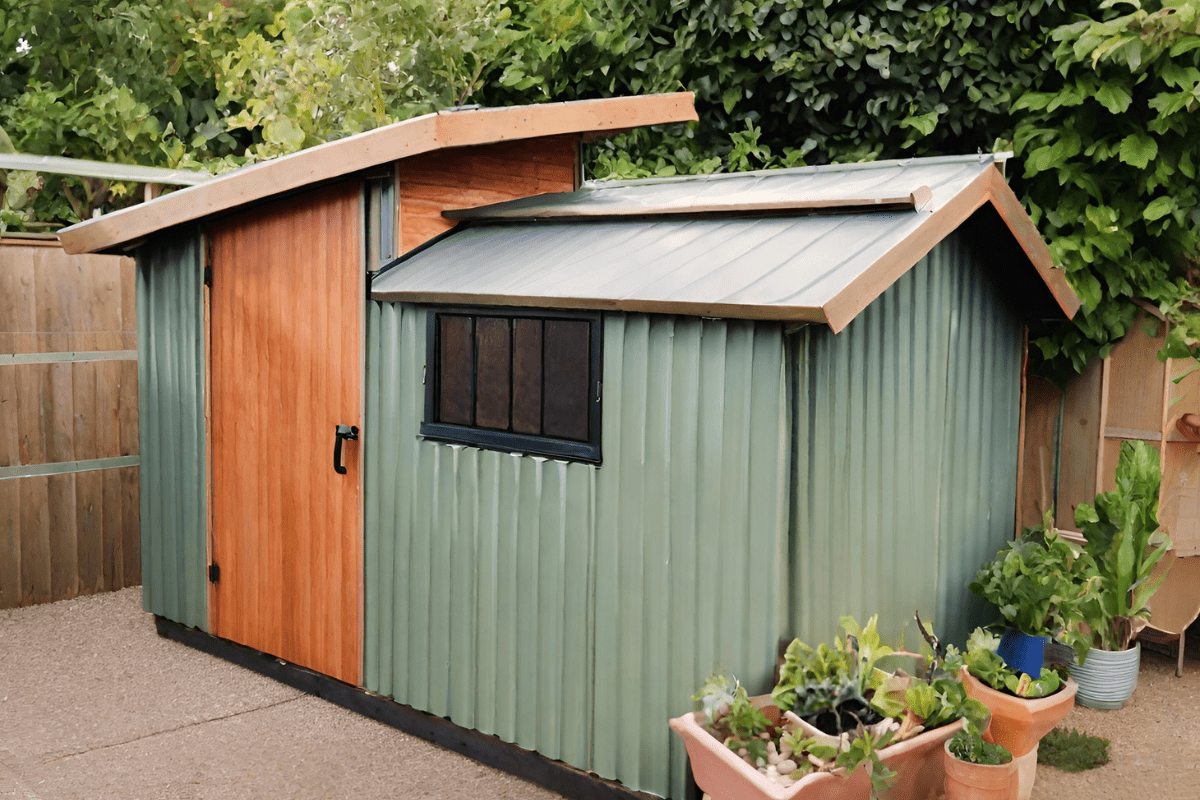 Comment choisir la meilleure peinture pour votre abri de jardin ?