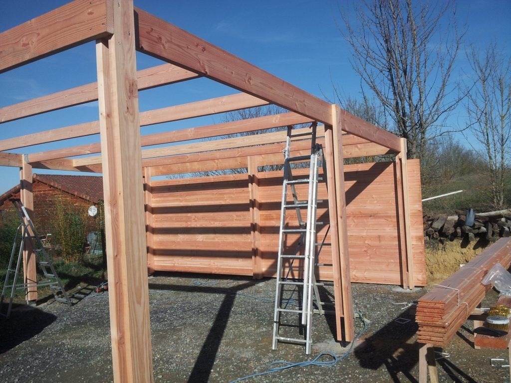construction d'un carport en bois