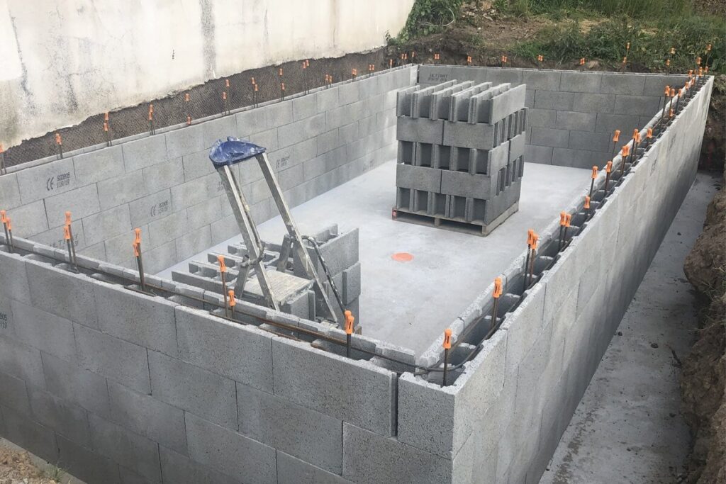 construction de base d'une piscine