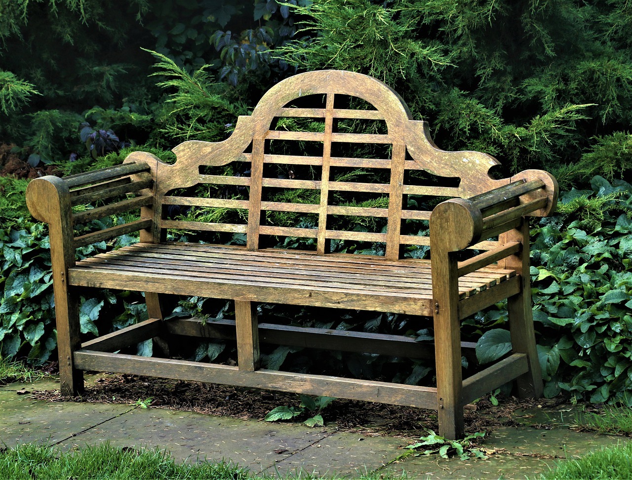 Comment décaper un meuble en bois ?