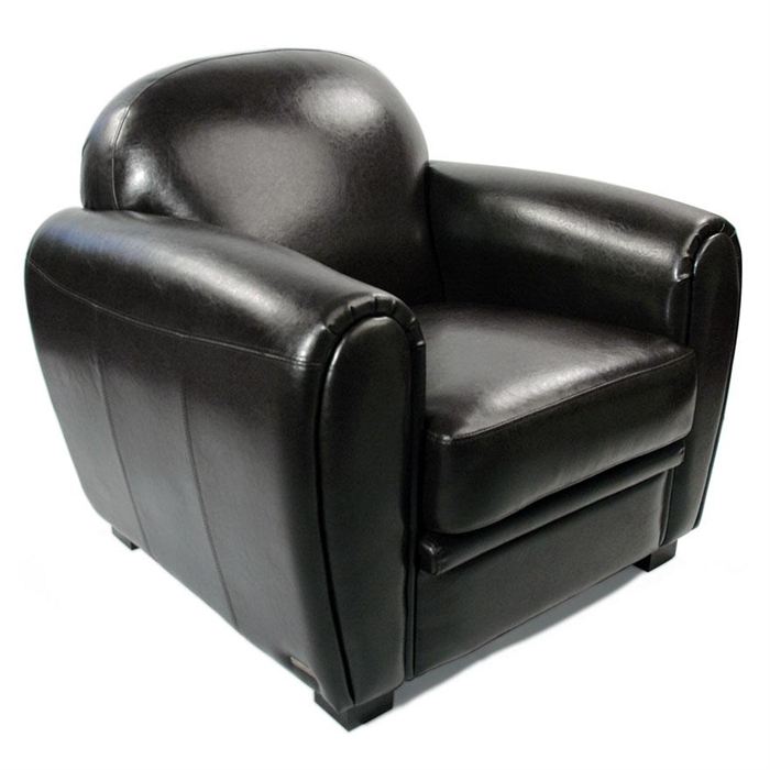 Un massif fauteuil club cuir