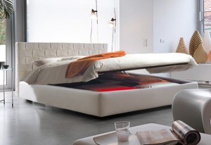 lit coffre blanc ouvert